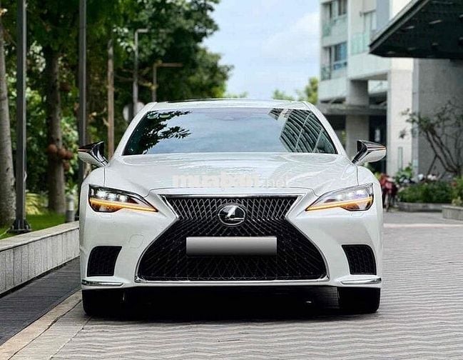 Cần Bán chiếc Lexus LS500 sx2023 like new