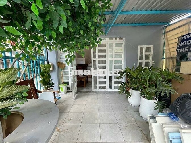 Bán nhà góc 2 mặt tiền hẻm nhựa, hẻm xe tải sổ riêng dt 5x15 xd 1 lầu