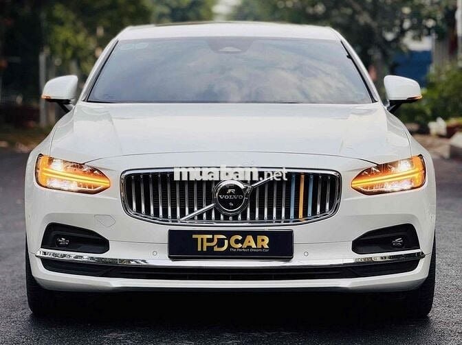 Volvo S90 LWB Ultimate B6 AWD 2022 Lướt 6000km