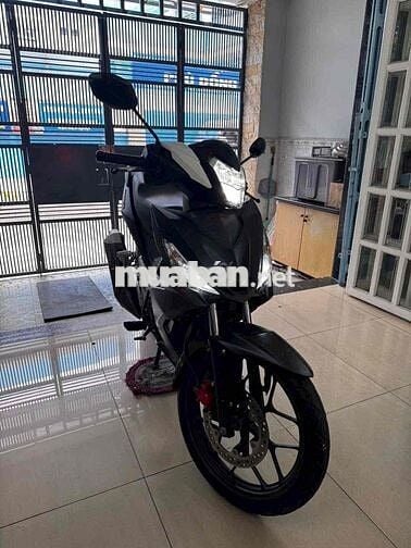 cần bán xe winer ko trầy xướt quận 6