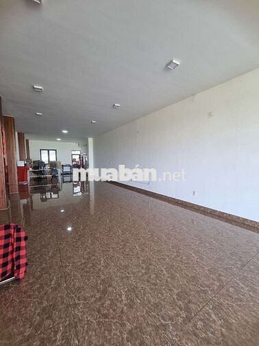 Cho thuê mặt bằng riêng biệt mt 29/3 hòa xuân