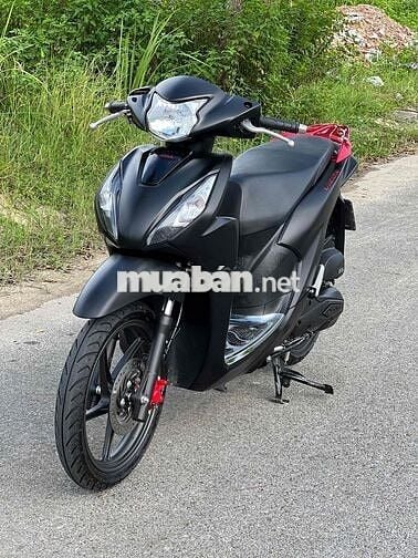 Vision 2025 bản thể thao mâm lớn odo 2 ngàn cây 2
