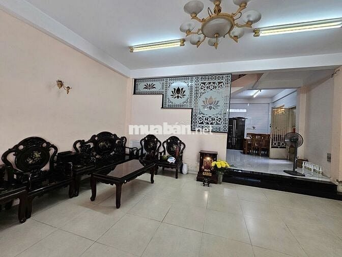 XE HƠI ĐỖ CỬA - DT SỬ DỤNG 70m2 ❌ 3 TẦNG - NGUYỄN XÍ, BT - 👉CHỈ 9.xTỶ
