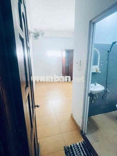 Pass phòng trọ đầu tháng 11 dọn vô