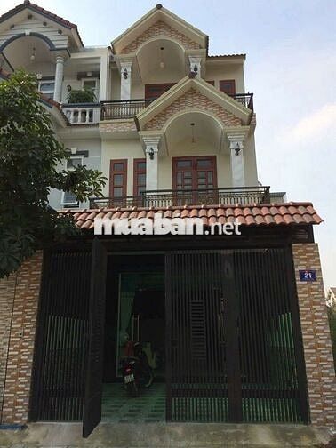 Cho thuê nhà 1 Trệt 2 Lầu 105M trong Trung tâm hành chính Dĩ An