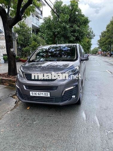Peugeot Traveller 2019 Luxury - 83000 km