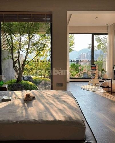 Anh về Úc bán nhà mặt tiền cách chợ ĐP chưa tới 900m