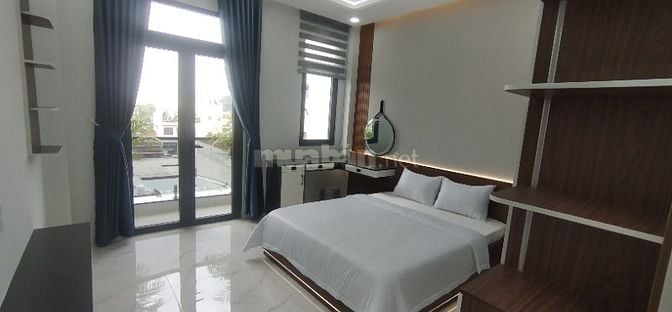 Nhà 5 Tấng.DTS:300m2.Giá hơn 8 tỷ.Đường Nguyễn Ánh Thủ,TPHCM 