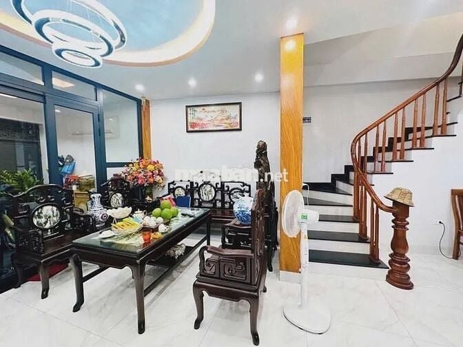 MẶT NGÕ LIÊN MẠC~40m-6 TẦNG - LÔ GÓC 4THOÁNG- Ô TÔ VÀO - FULL NỘI THẤT
