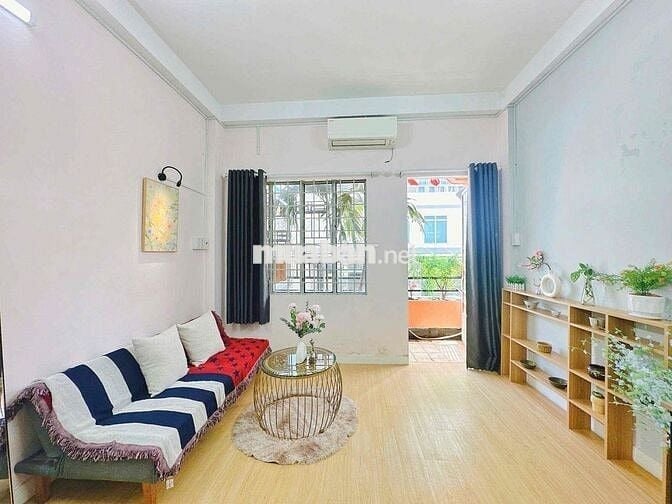 Căn hộ 1PN ban công, Full nội thất, sofa, đường oto, gần Metro, Q3,BT