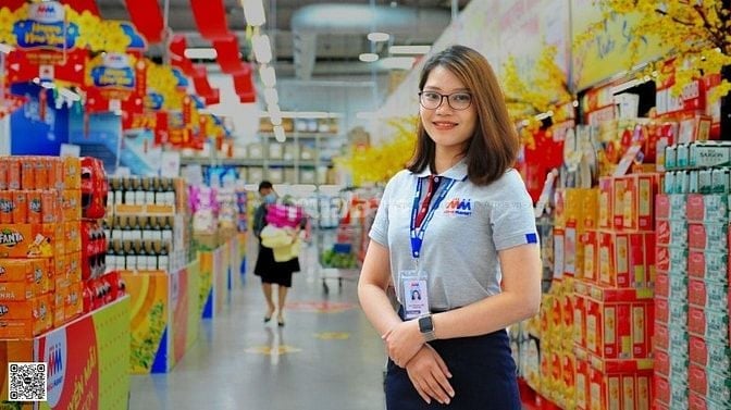 -CỬA HANC BÁCH HÓA CẦN TUYỂN 2 NHÂN VIÊN BÁN HÀNG