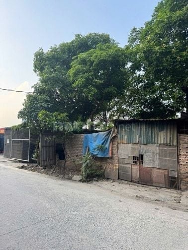 Nhượng đất xưởng sản xuất khu Vườn Đào Nhật Tân quận Tây Hồ Hà Nội 