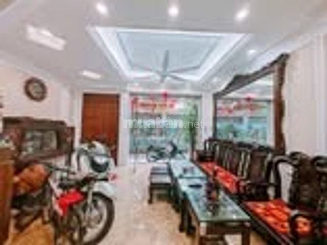 Bán Nhà Cầu Lủ Hoàng Mai Mới Đẹp0, 15m Ô Tô, 50m2 Giá Cực Tốt 8.9 tỷ
