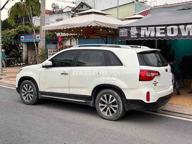 Kia Sorento 2015 2WD 2.4 GAT - 128000 km đk 2016