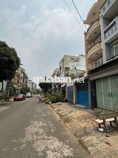 Cho thuê nhà 4 tấm 6PN gần siêu thị Aeon