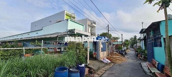 Dãy nhà trọ 11 phòng Vườn Thơm, Bình Lợi, HCM