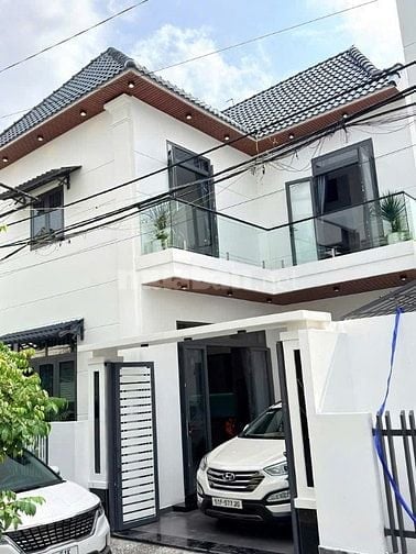 BÁN CĂN BIỆT THỰ MINI XINH XẮN NGANG 9,2M TẠI HÓC MÔN 