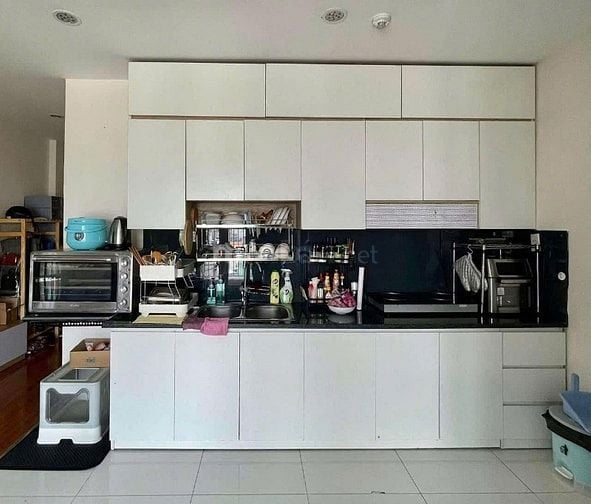 Chung cư 225 Hoàng Sa, Q1:Full NT, nhà mới, ban công, 90m2, 3pn, 12tr5