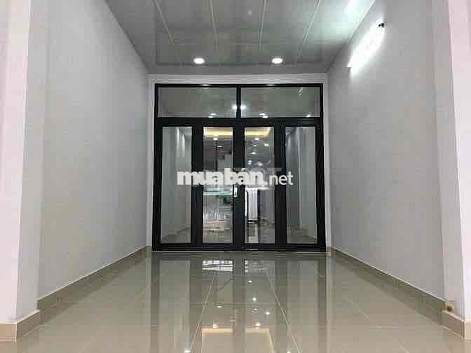 Cho thuê ncc 1 trệt 1 lầu mặt tiền rộng 70m2 ở phan văn trị bình thanh