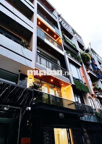 🔥 NHÀ ĐẸP KHU ĐỒNG BỘ CÓ THANG MÁY, XE HƠI NGỦ TRONG NHÀ.