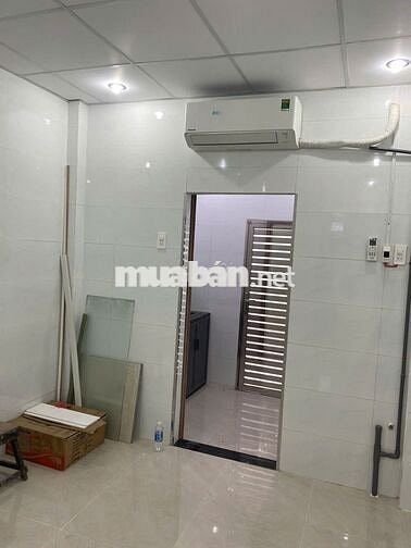NHÀ MỚI 3PN TRẦN HƯNG ĐẠO QUẬN 1