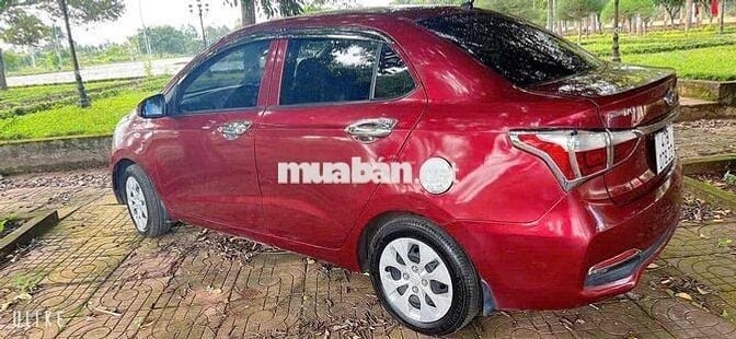 Hyundai Grand i10 2019 1.2 BASE - 930000 km
