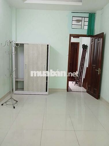 Chính chủ cho thuê phòng lầu 2 quận 10