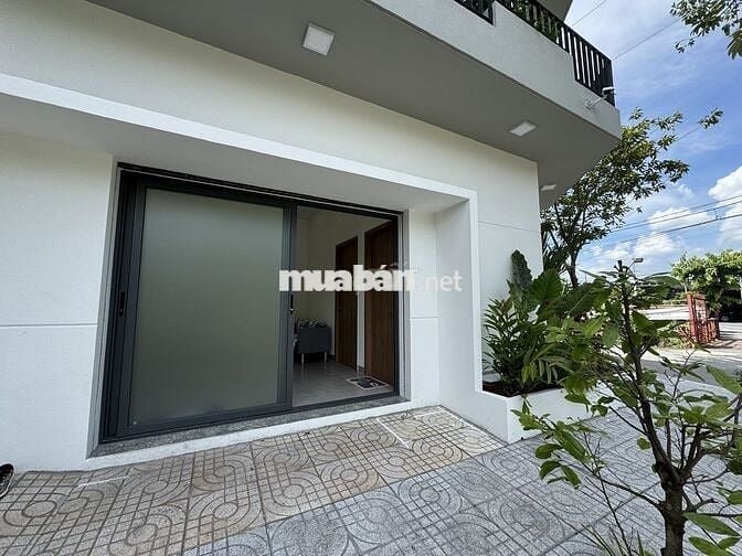Chính chủ cho thuê CH 1PN + 1PK + 1 bếp, bancol, 70m2, đường ô tô