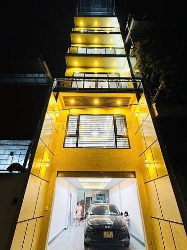 BÁN NHÀ trong ngõ ngõ 101 phố Trạm, phường Long Biên 60m2x 7 tầng