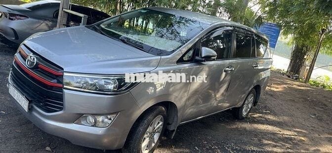 Toyota Innova 2017 2.0E - 120143 km