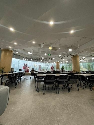 AIA Exchange tuyển dụng các vị trí