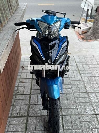 Ex 135 máy êm xe sạch sẽ