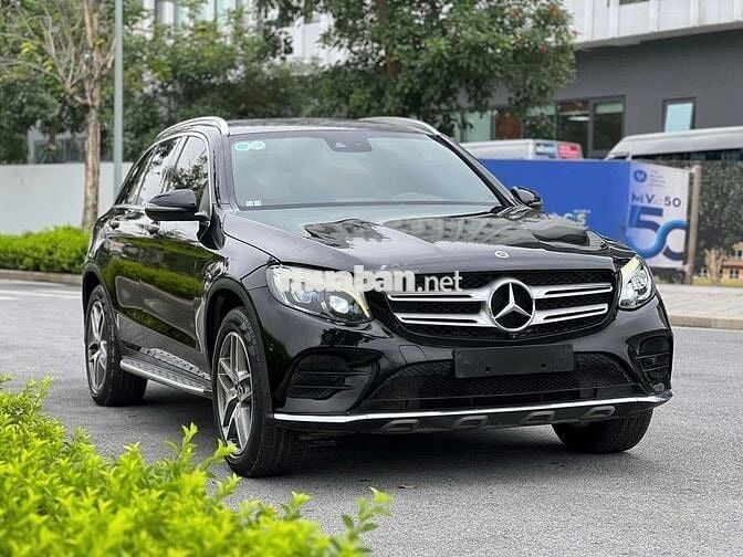 Mercedes Benz GLC300 -  sx 2018  - 5v km