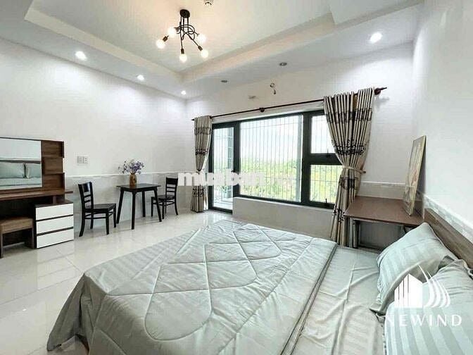 Cho Thuê Căn Hộ Studio Đường Trần Hưng Đạo Quận 5 Có ban Công