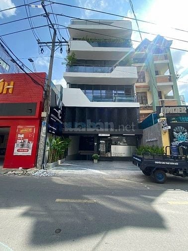 Bán Toà Nhà Mặt Tiền Đường Nguyễn Cửu Vân, P17, BT, Giáp Q1, HĐT 210tr