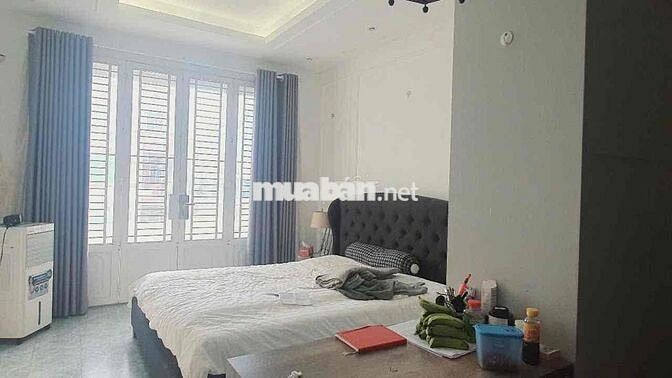 Cho thuê căn hộ Studio Ban công Q4 gần ĐH Luật, ĐH Nguyễn Tất Thành