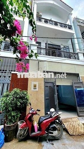 3009HBC - nhà ở khu an ninh , sạch sẽ , không ngập