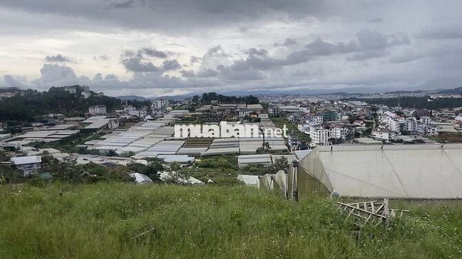 cần bán đất view đẹp thích hợp cho kinh doanh