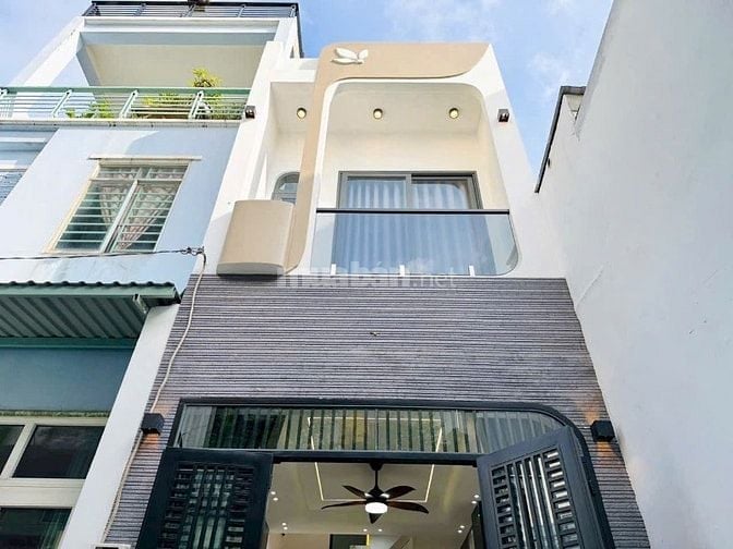 Bán nhà giá ngộp DT 45m2 Lê Quang Định, P11, Bình Thạnh giá chỉ 2tỷ150