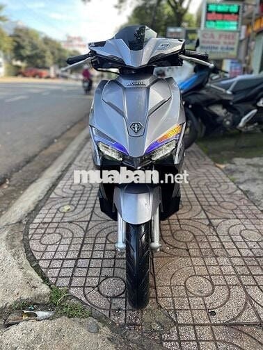 🌟Bán AirBlade.2019.125Fi.khoá ga bạc đen zin êm🌟