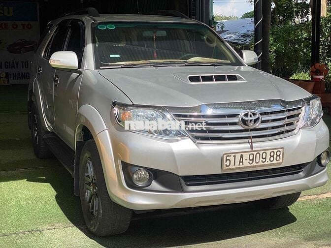 Toyota Fortuner 2014 2.5G 4x2 - 115000 km
