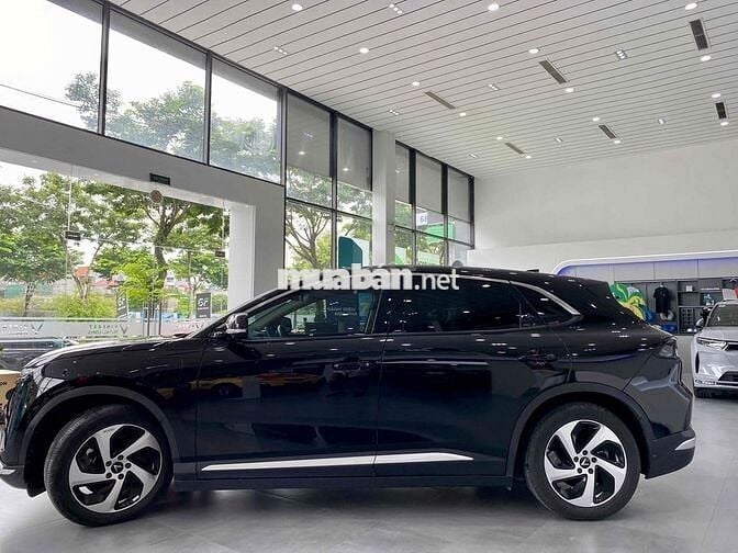 VinFast VF8 2024 Eco - 46528 km