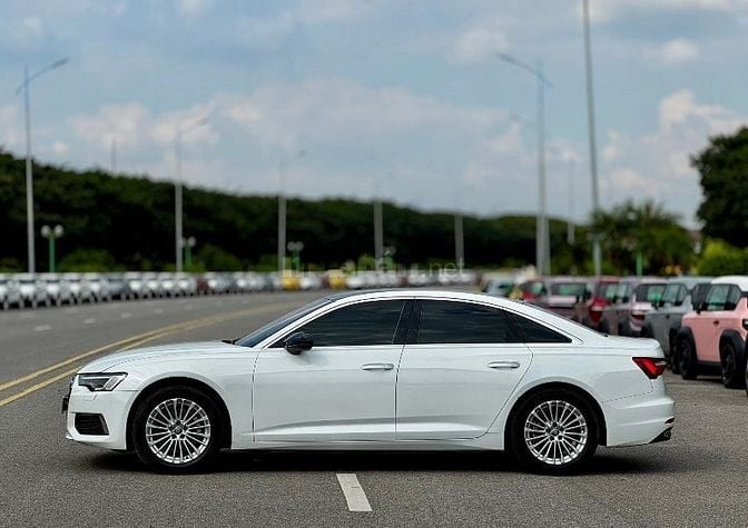Audi A6 All New 45 TFSI 2020 Lăn bánh chuẩn 4v miles, full lịch sử 
