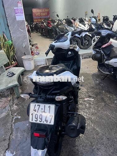 cần bán nvx 155 2017