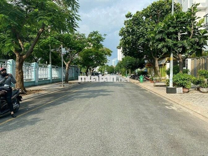 CẦN TIỀN CẦN BÁN GẤP LÔ ĐẤT THỦ ĐỨC VỊ TRÍ ĐẸP GIÁ OK CHO ĐẦU TƯ