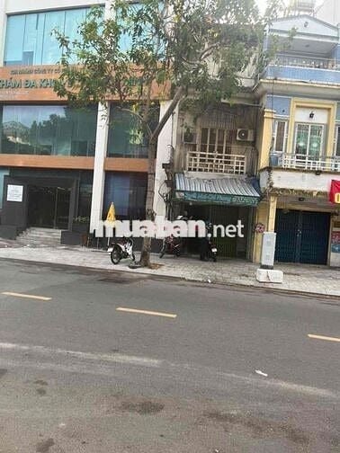 CHO THUÊ NHÀ MẶT TIỀN YERSIN, TRUNG TÂM QUẬN 1