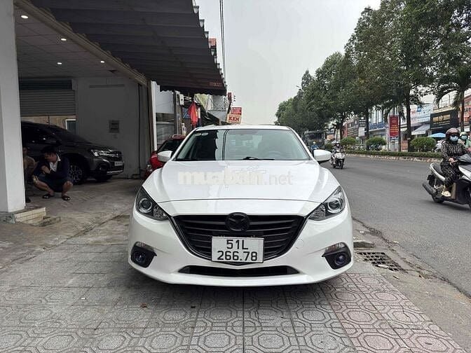 Mazda 3 2016 1.5 AT Sedan - 82000 km