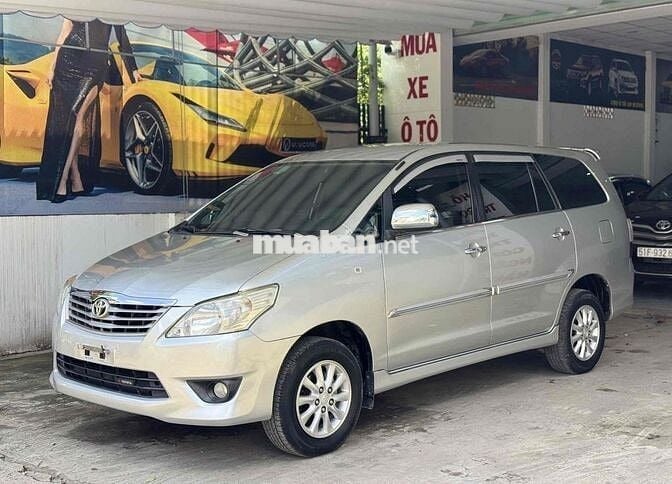 Bán Inova đời 2013 bản G xe đẹp khỏi bàn