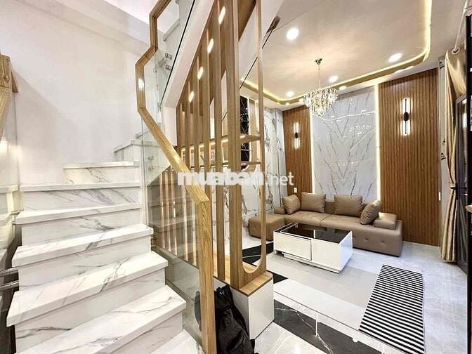 QUẬN 3 HOÀNG SA 30M2  4TẦNG NHÀ MỚI Ở NGAY H3GÁC THÔNG TẶNG NỘI THẤT.