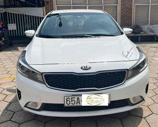 Kia Cerato 2018 1.6 MT trắng một chủ